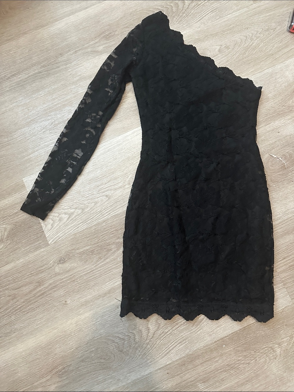 Black One-Shoulder Lace Bodycon Dress